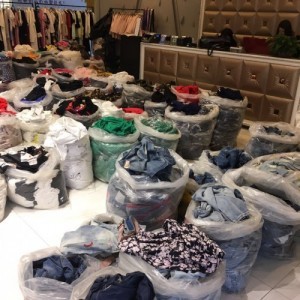 深圳冬裝專業(yè)批發(fā)市場(chǎng) 服裝服飾采購全攻略